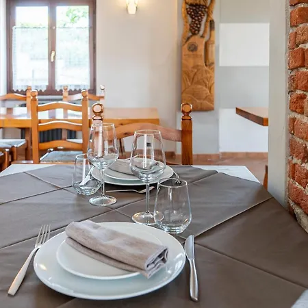 Cantine Bevione - With Air Conditioning * Belvedere Langhe