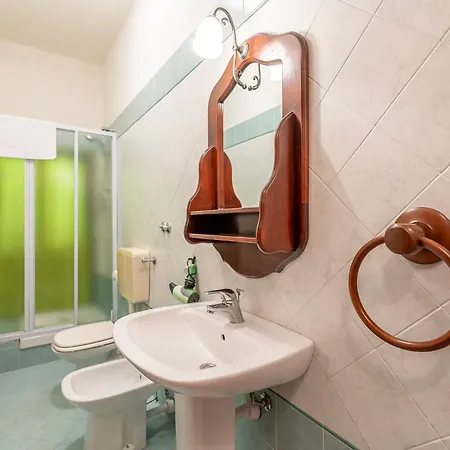 Cantine Bevione - With Air Conditioning Bed & Breakfast Belvedere Langhe