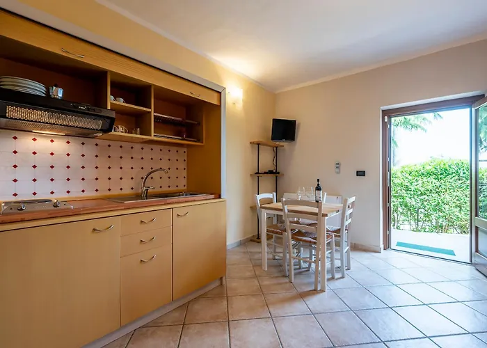 Couette-café Cantine Bevione - With Air Conditioning 4*