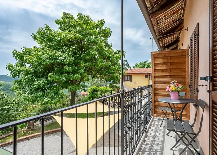 Cantine Bevione - With Air Conditioning Couette-café 4*
