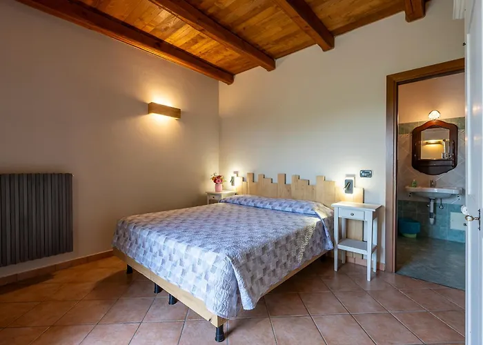 Cantine Bevione - With Air Conditioning Couette-café 4*