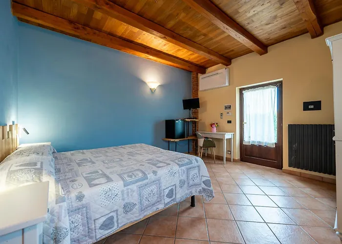 Cantine Bevione - With Air Conditioning Couette-café